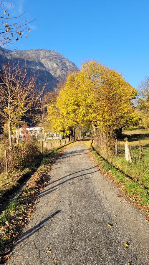 Charmante Maison De Montagne Pour 8 Personnes Livet-et-Gavet Bagian luar foto